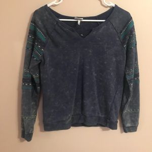 Long sleeve design sweatshirt